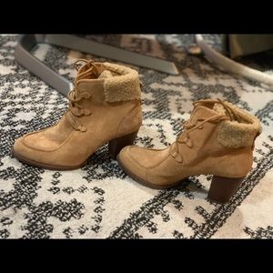 Women’s ugg boots